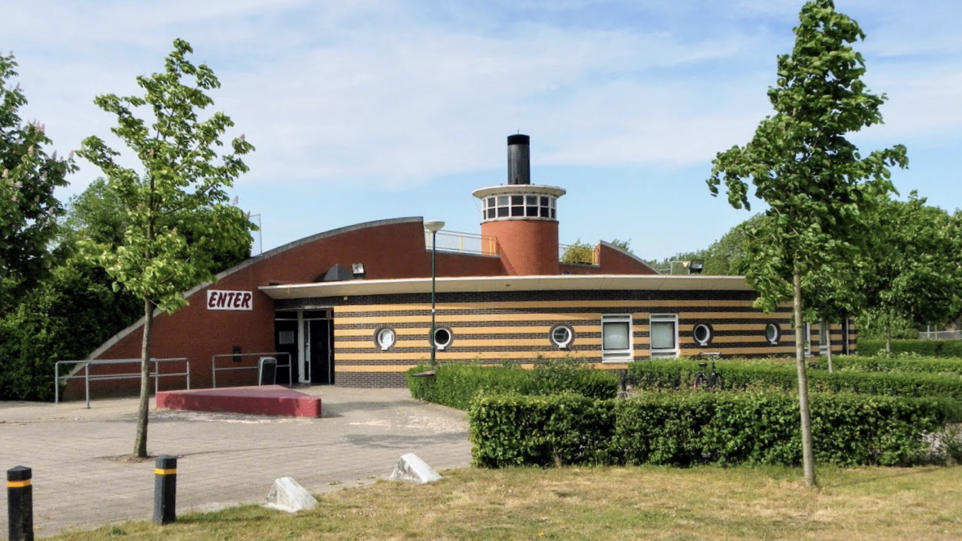 HOUTEN: JONGERENCENTRUM ENTER